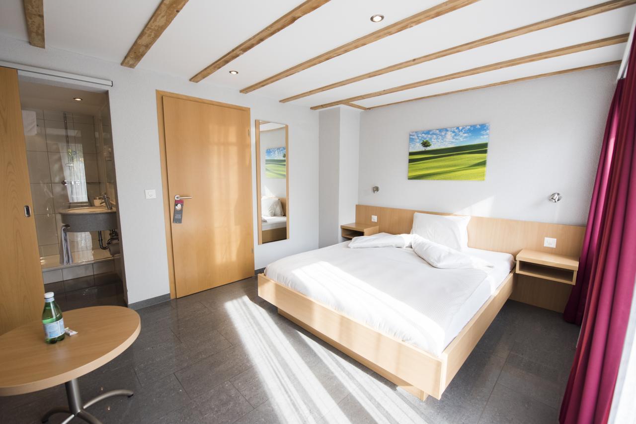 Hotel Restaurant Neuhaus Hertenstein Extérieur photo